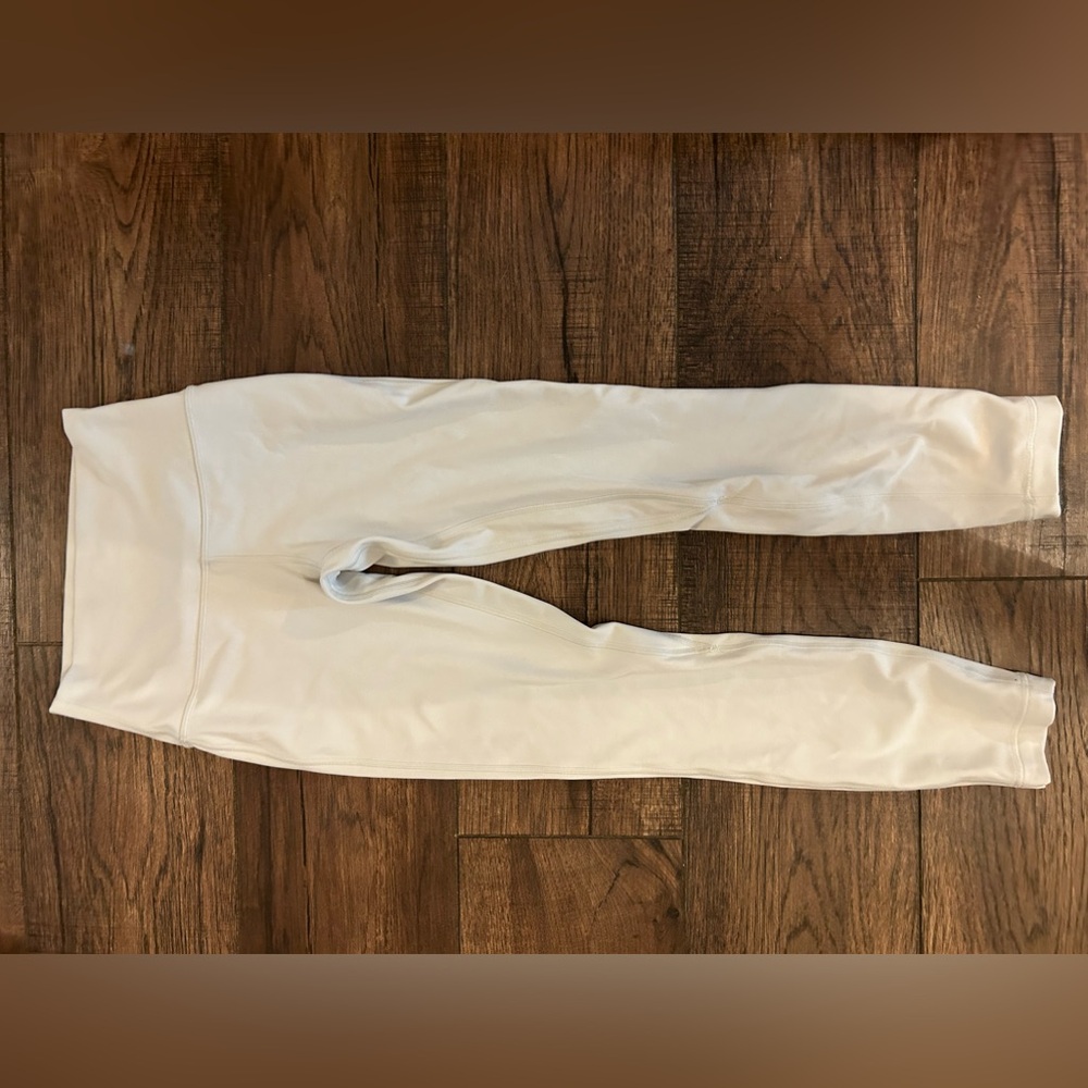 size 4 white lululemon leggings like new